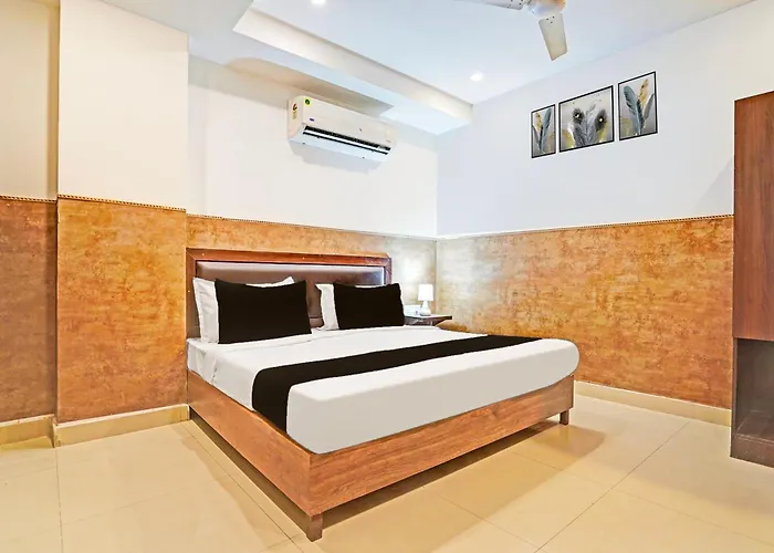 Collection O Tilak Nagar Near Pacific Mall